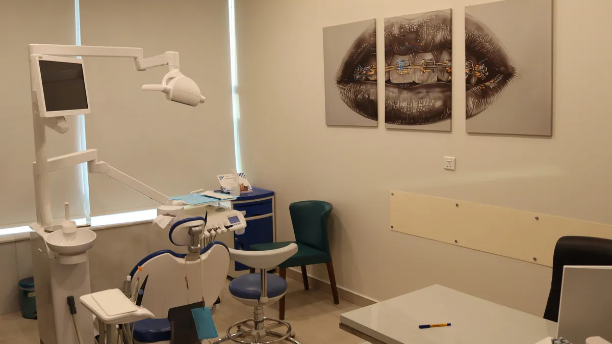 طب الأسنان في دبي — مركز منهل الطبي