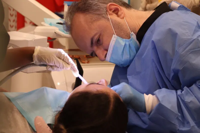 When can I eat after a filling? Composite, temporary fillings, coffee and numbness — Manhal Medical Center, Dubai